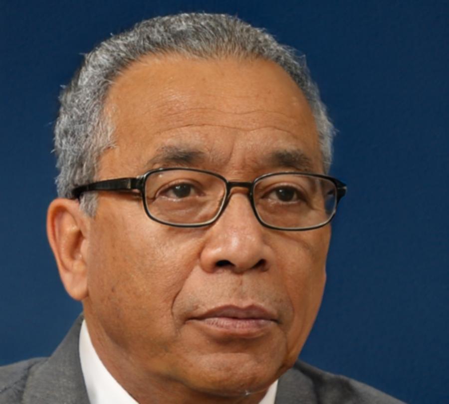 Eduardo Ruiz, coordinador académico